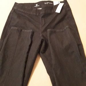 Liz Claborne Stretch. size 1X